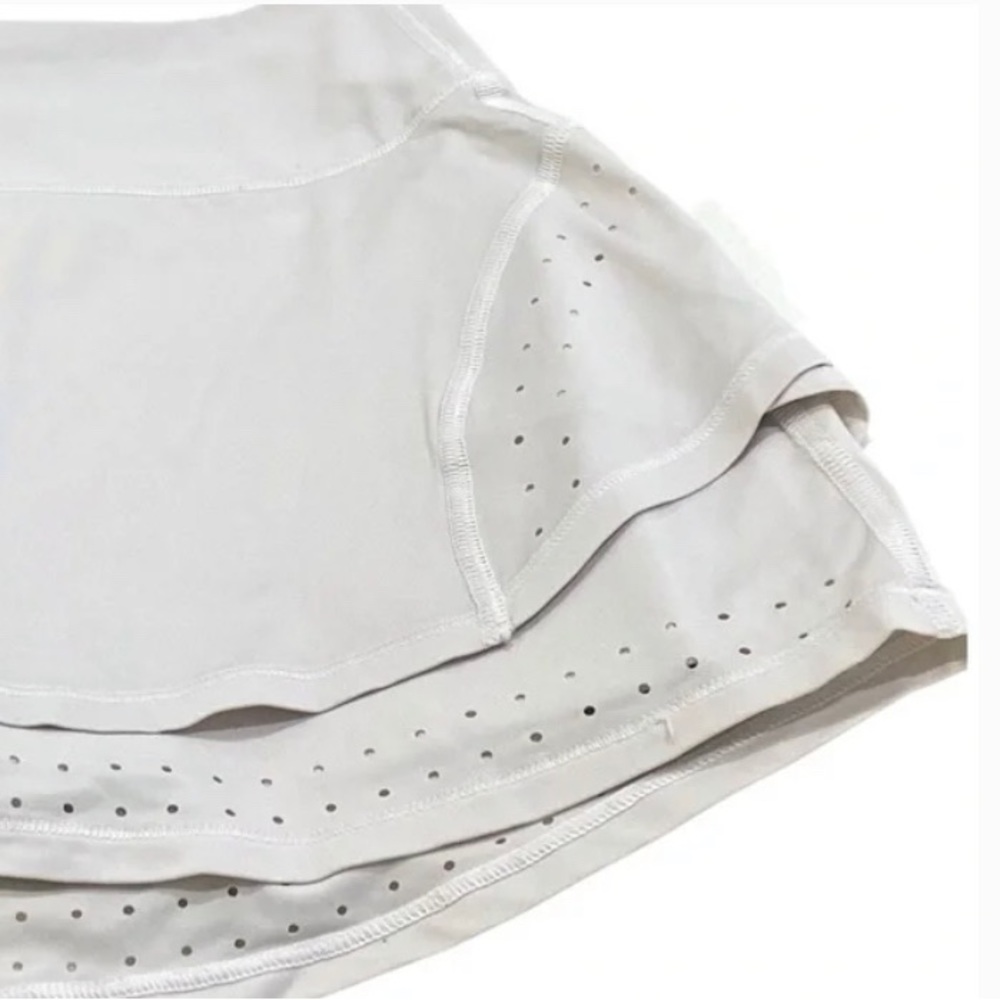 ATHLETA Stealth TruCool Skort Tennis Skirt White Athletic Golf Women’s Sz Large - Picture 10 of 16
